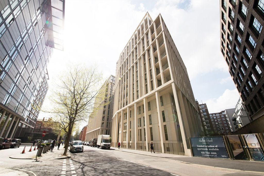 Property photo 1 of 5