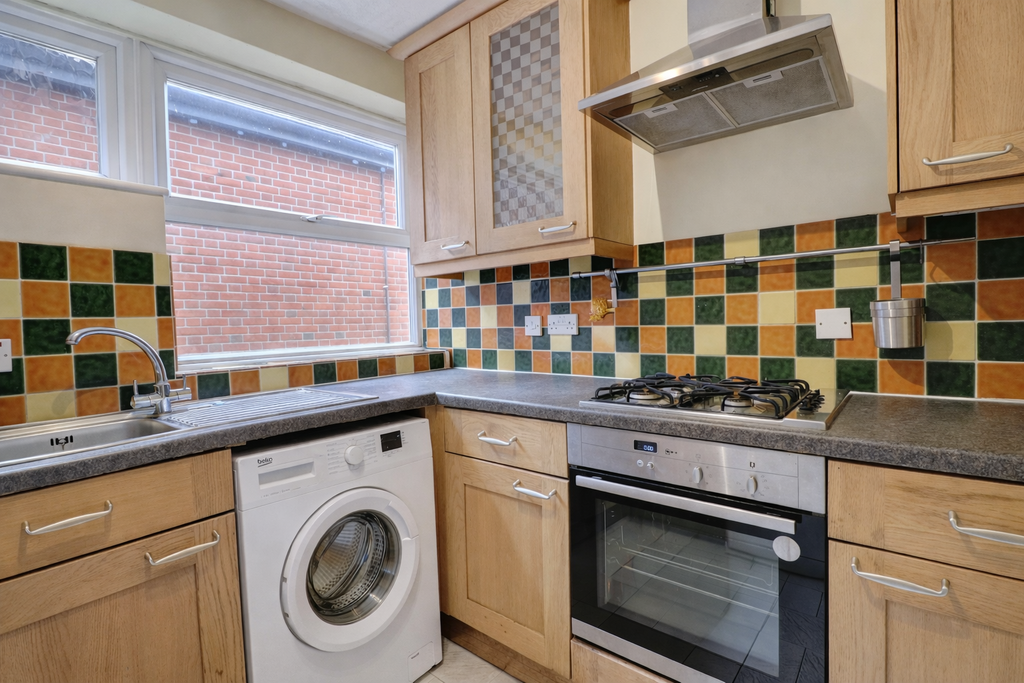 Property photo 2 of 14 Picture No. 13