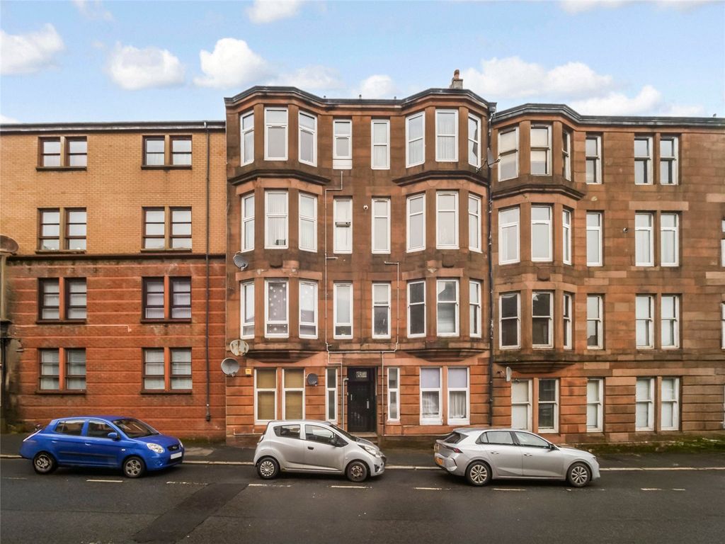 Property photo 1 of 17 Picture No. 01