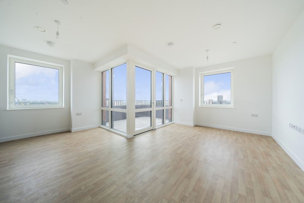 Property photo 2 of 11 1129900 (1)