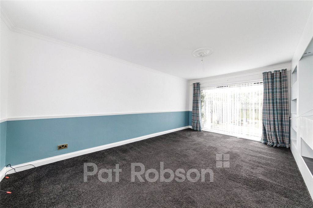 Property photo 3 of 15 Picture 3