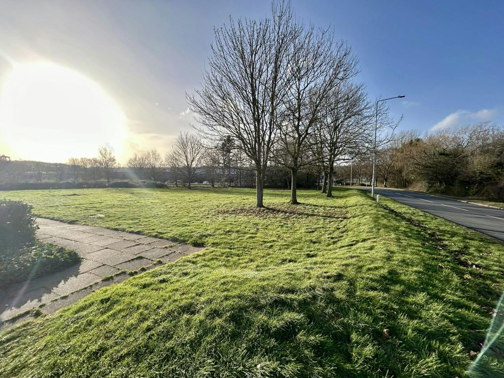Property photo 1 of 5 1