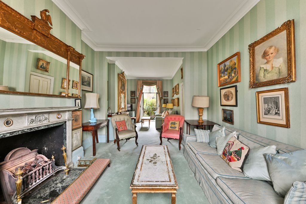 Property photo 1 of 19 Reception Room