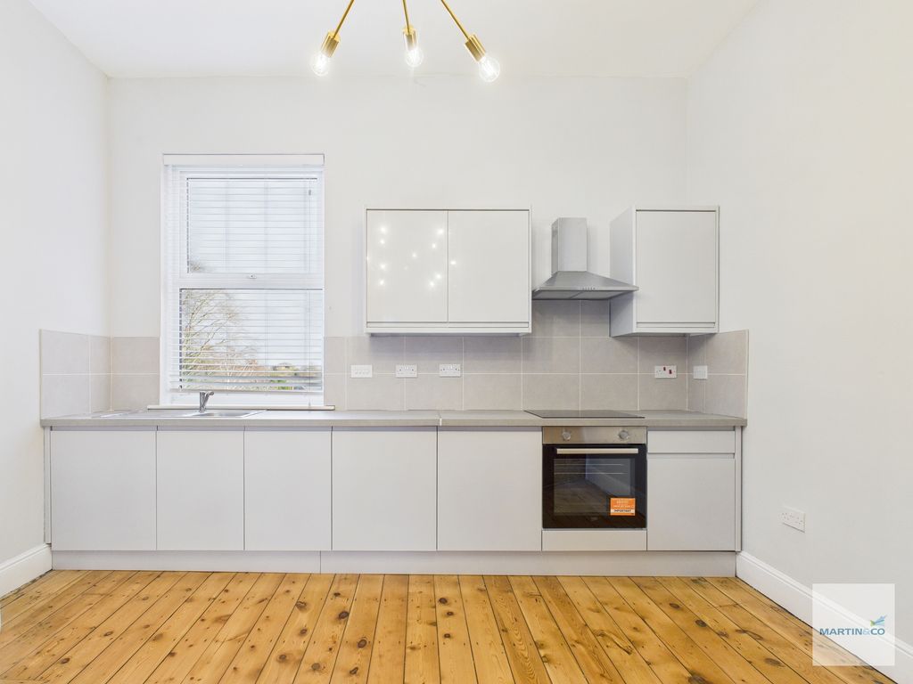 Property photo 2 of 9 Cam03394G0-Pr0402-Still003