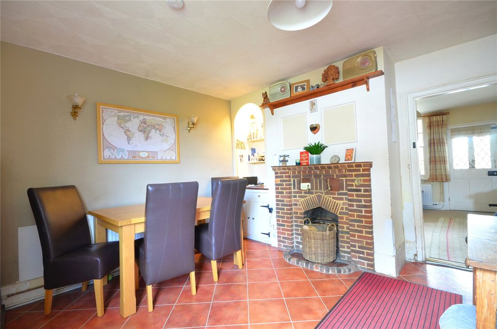 Property photo 3 of 17 Dining Room