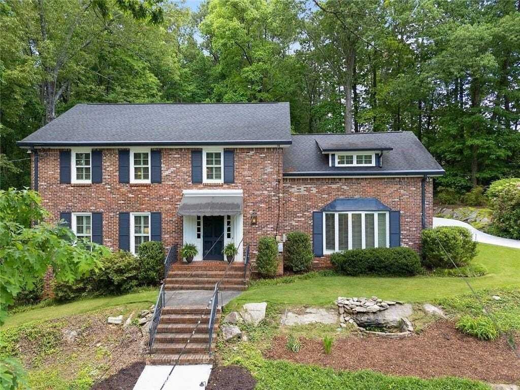 Property photo 1 of 31