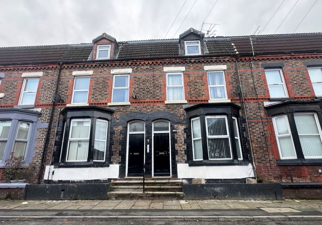 Property photo 1 of 1