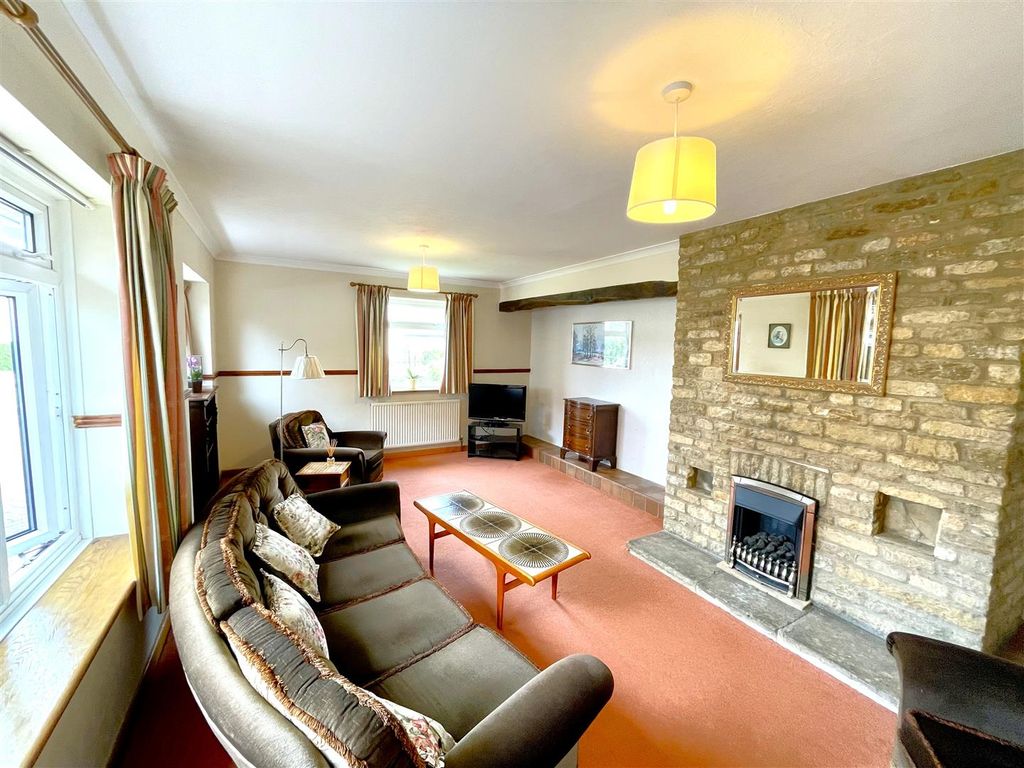 Property photo 2 of 11 Img_9822.Jpg