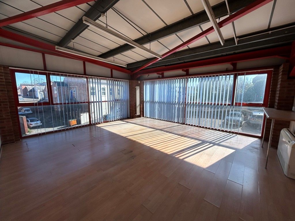 Property photo 3 of 4 Photo 9