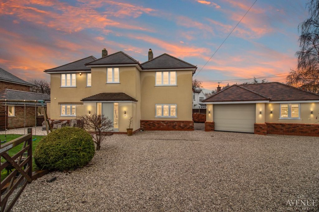 Property photo 1 of 54 4835522