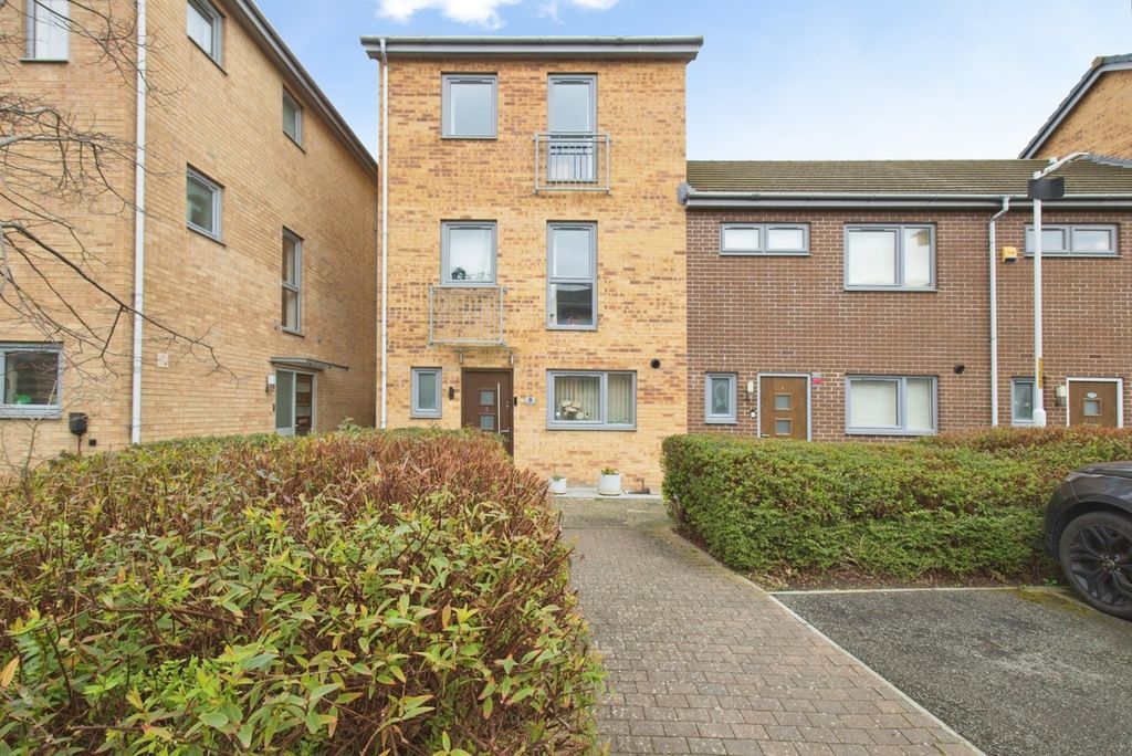 Property photo 1 of 20 Pbox-Img.Jpg