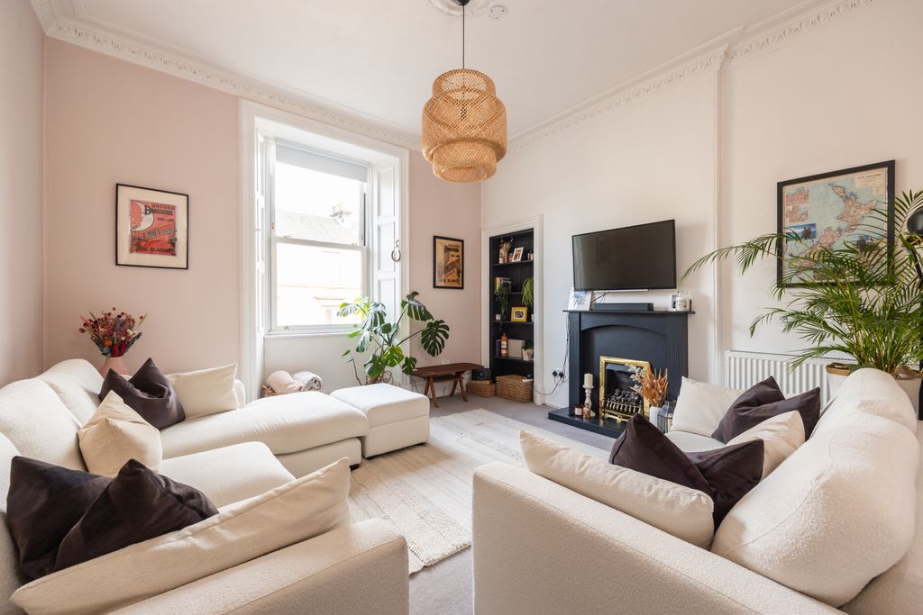 Property photo 2 of 23 Property Image 2