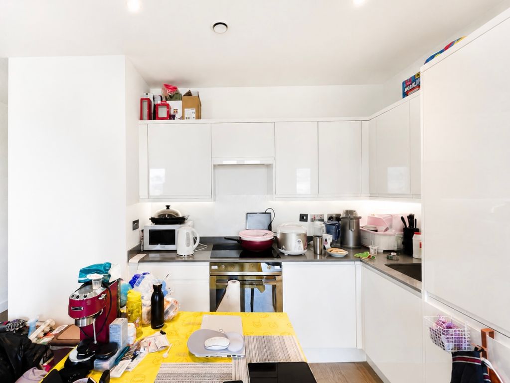 Property photo 3 of 6 103 Zig Kitchen