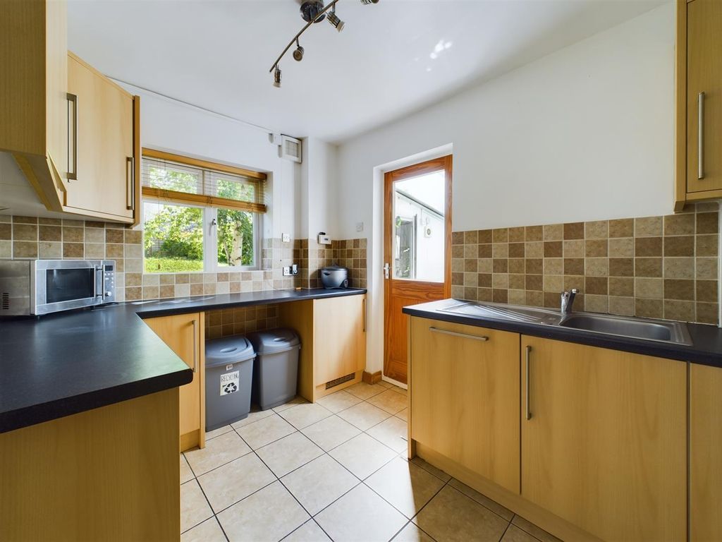 Property photo 3 of 10 Cam02534G0-Pr0047-Still003.Jpg