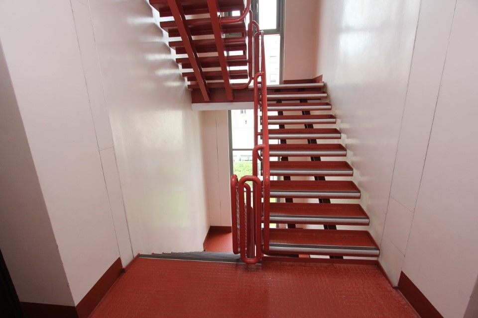 Property photo 3 of 10 Communal Landing