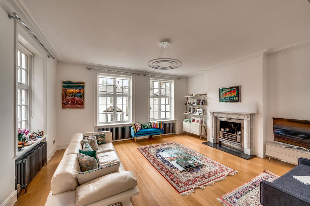 Property photo 1 of 29