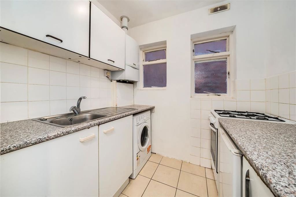 Property photo 3 of 4