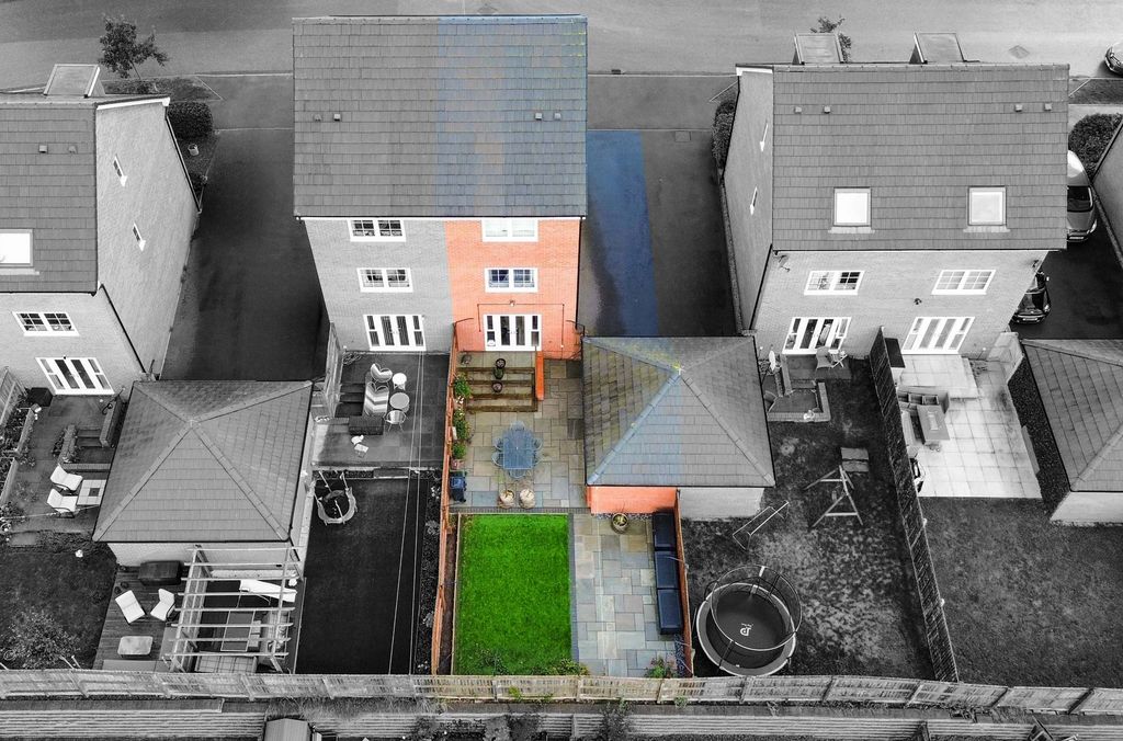 Property photo 1 of 23