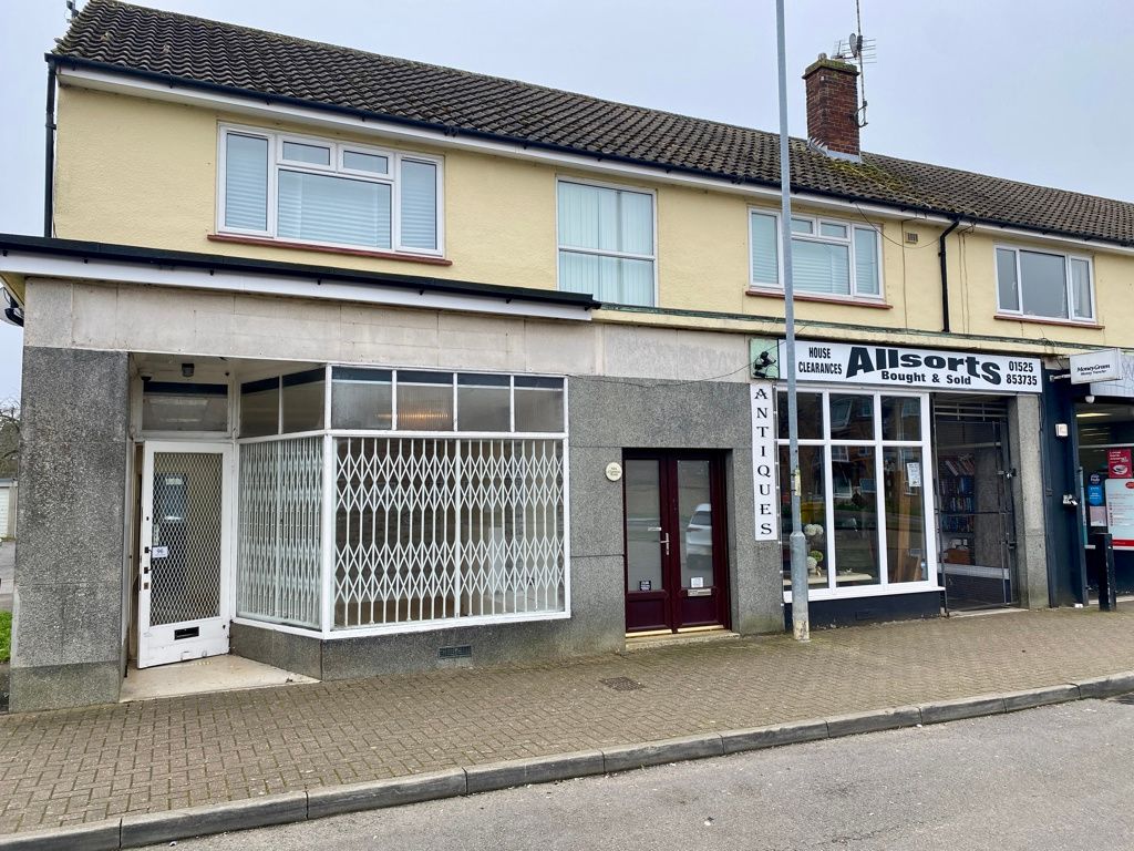 Property photo 1 of 8 Photo 6