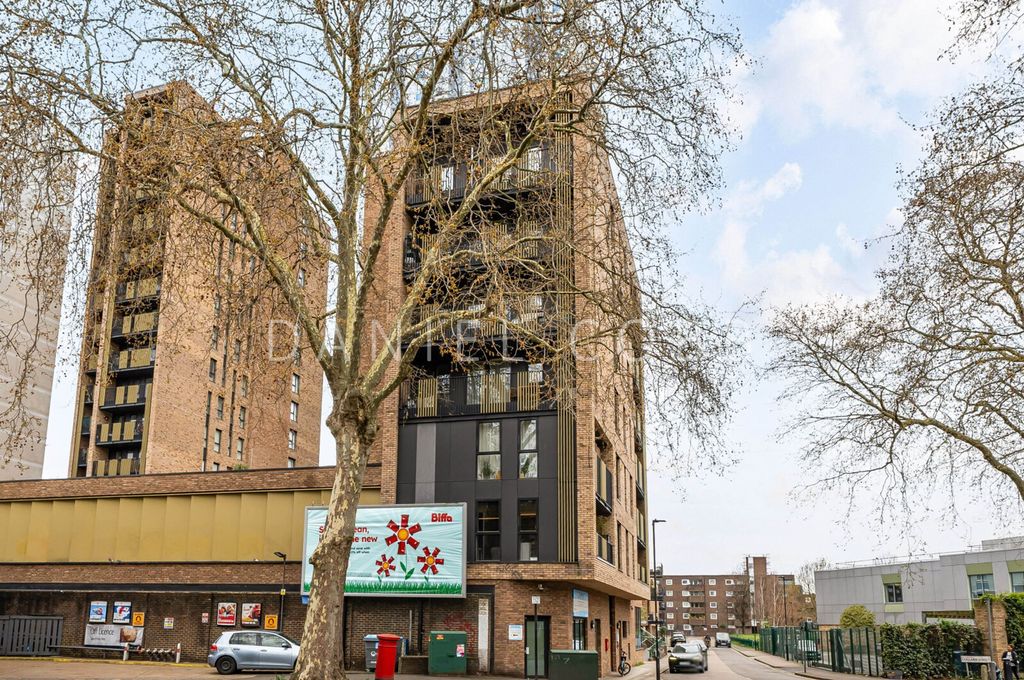 Property photo 1 of 22