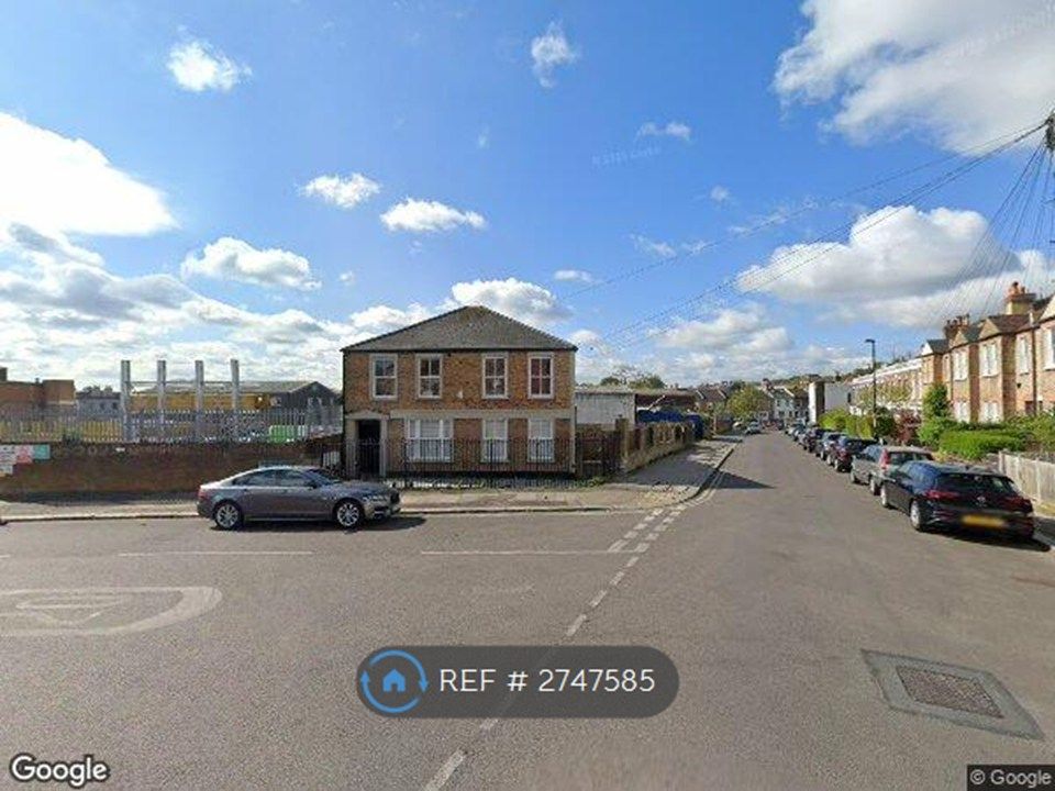 Property photo 1 of 6