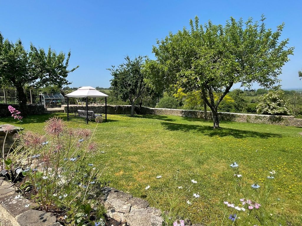 Property photo 1 of 21 Image