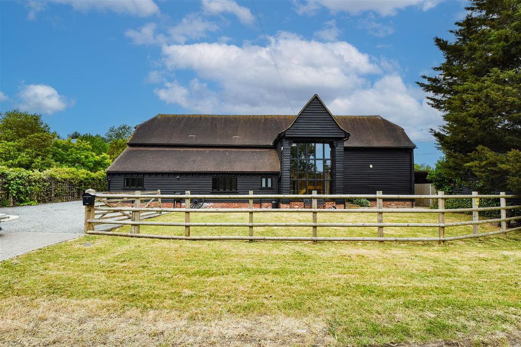 Property photo 1 of 29 Dsc_0120.Png