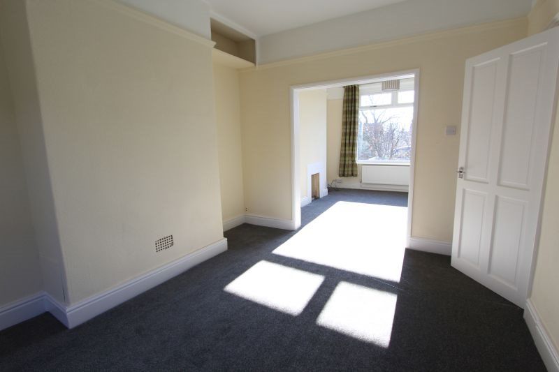 Property photo 3 of 10 Dining Through To Sitting Room