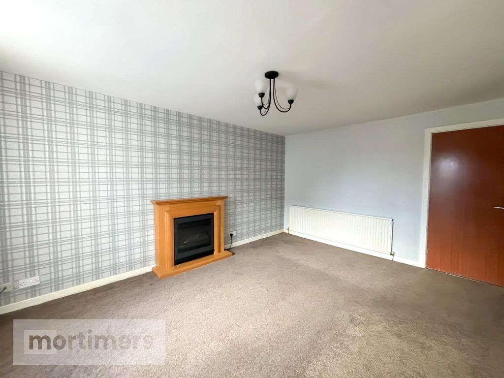 Property photo 2 of 17 Living Room