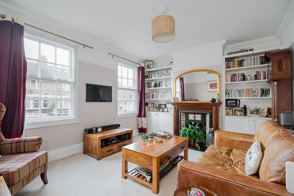 Property photo 1 of 8