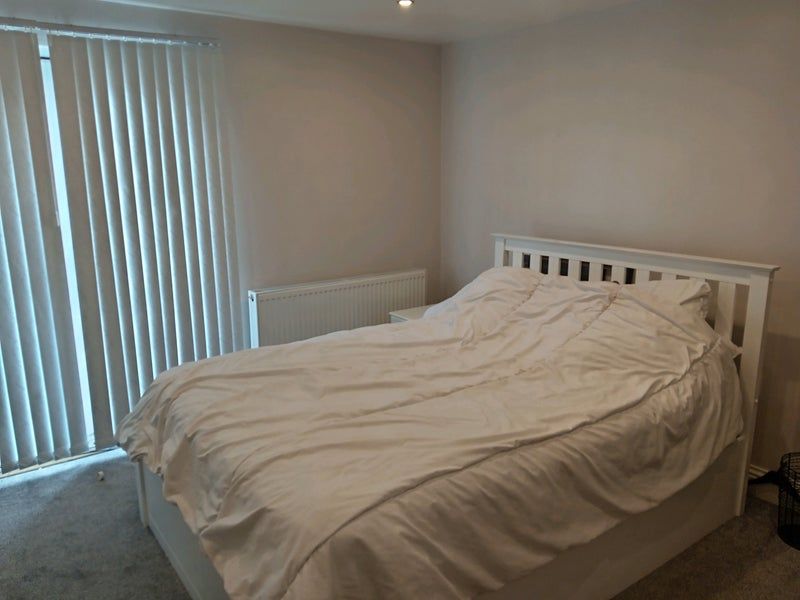Property photo 2 of 9 Bedroom