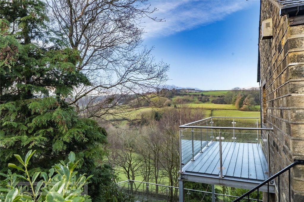 Property photo 2 of 29 View