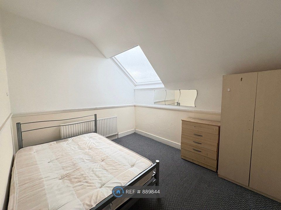 Property photo 3 of 4