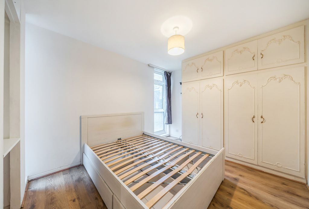 Property photo 3 of 12 1387648-14-693803...