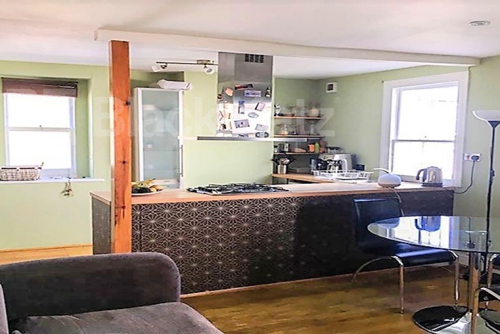 Property photo 3 of 4