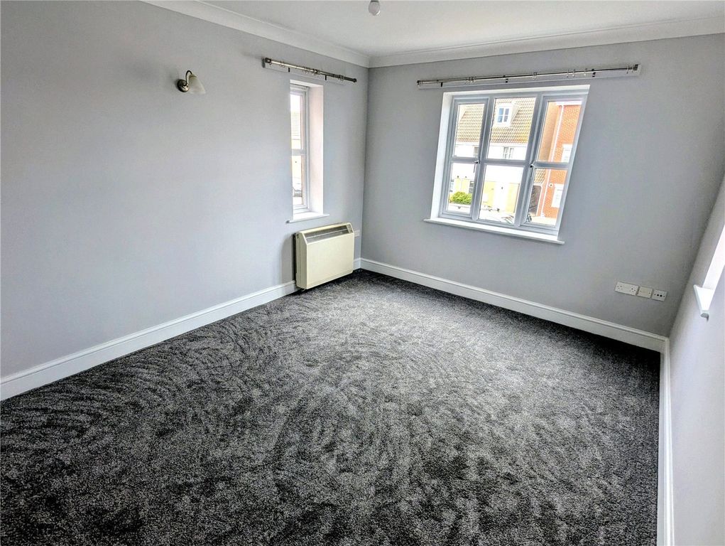 Property photo 2 of 6 Picture No. 04