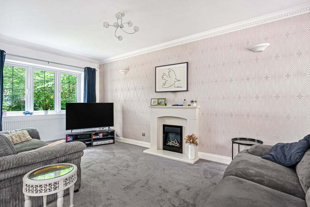 Property photo 2 of 28 3585306
