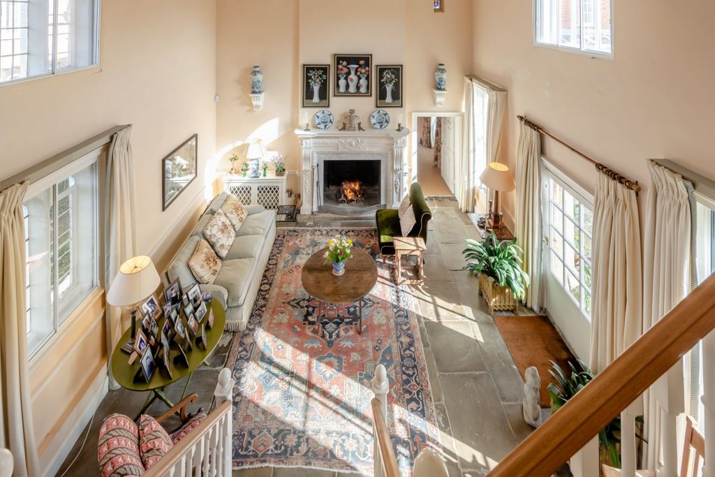 Property photo 3 of 23 The 'big Hall'