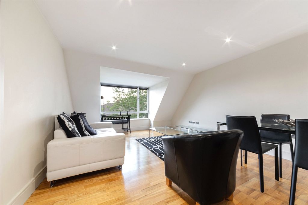 Property photo 1 of 14 Picture No. 01