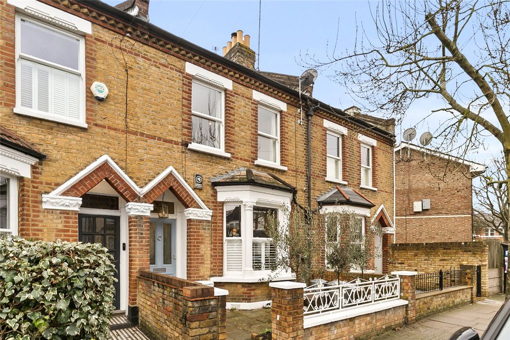 Property photo 2 of 11 Front Exterior