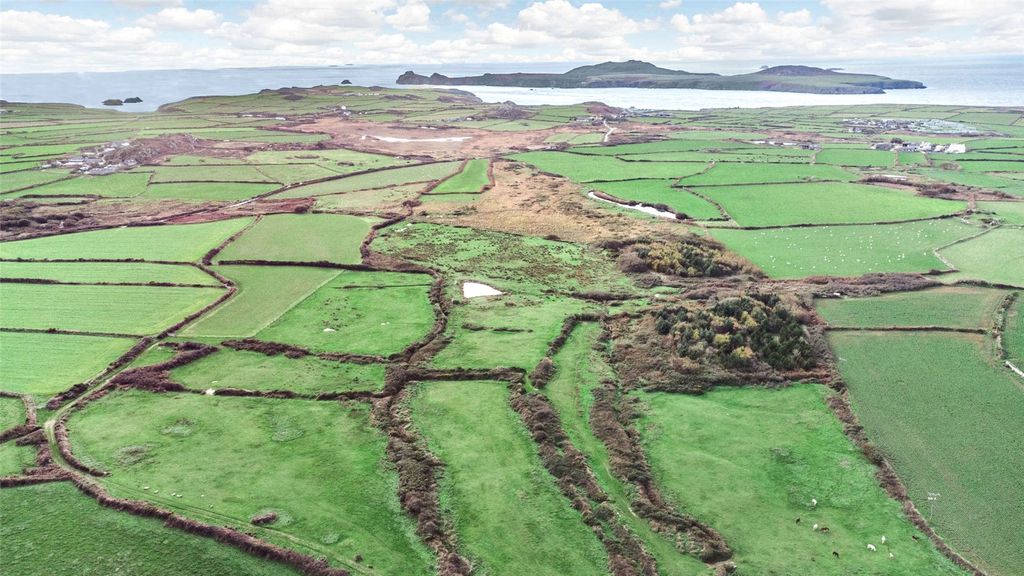 Property photo 1 of 11 Aerial