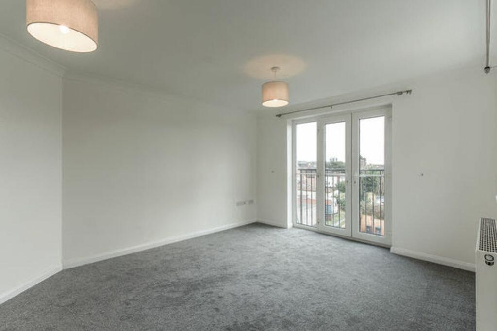 Property photo 2 of 13 8E1Bc8cd48F824B6Ec34Dbc4E12d8c44