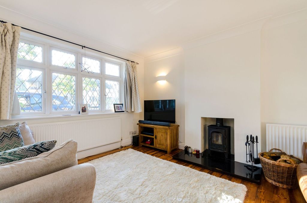 Property photo 2 of 15