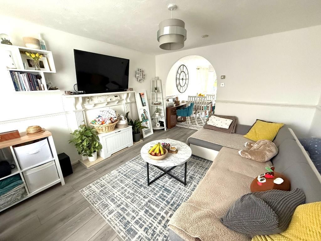 Property photo 2 of 10 Photo 2