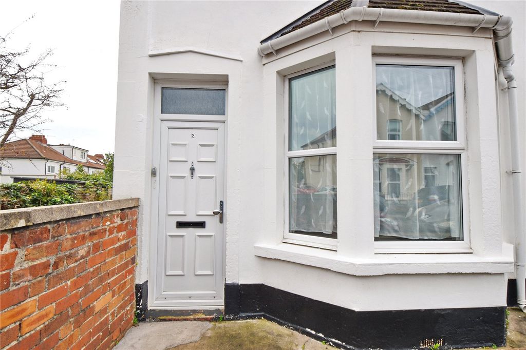 Property photo 1 of 11 Picture No. 14