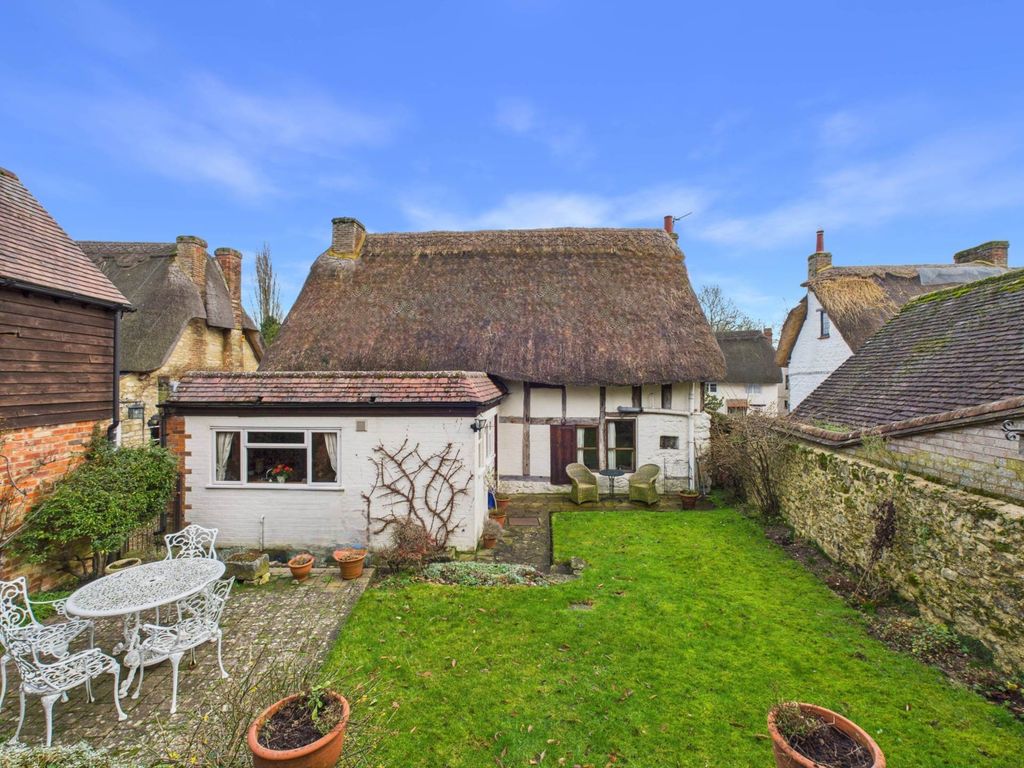 Property photo 2 of 30