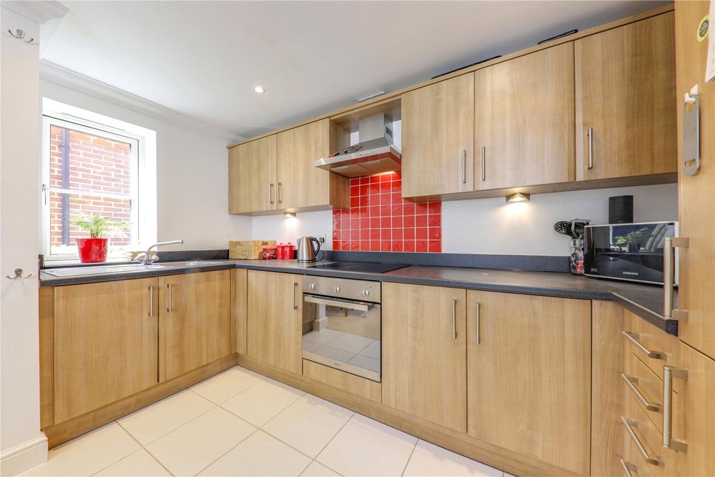 Property photo 3 of 7 Picture No. 04