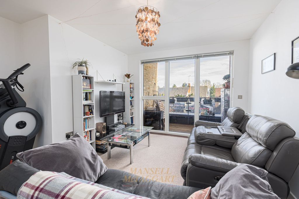 Property photo 2 of 9