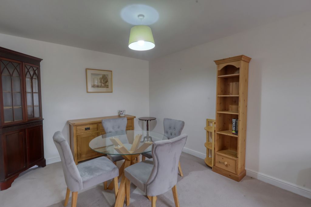 Property photo 3 of 11 Picture No. 06