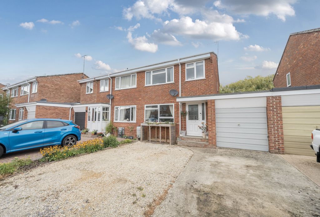Property photo 1 of 11 1347045-2-68B864c...
